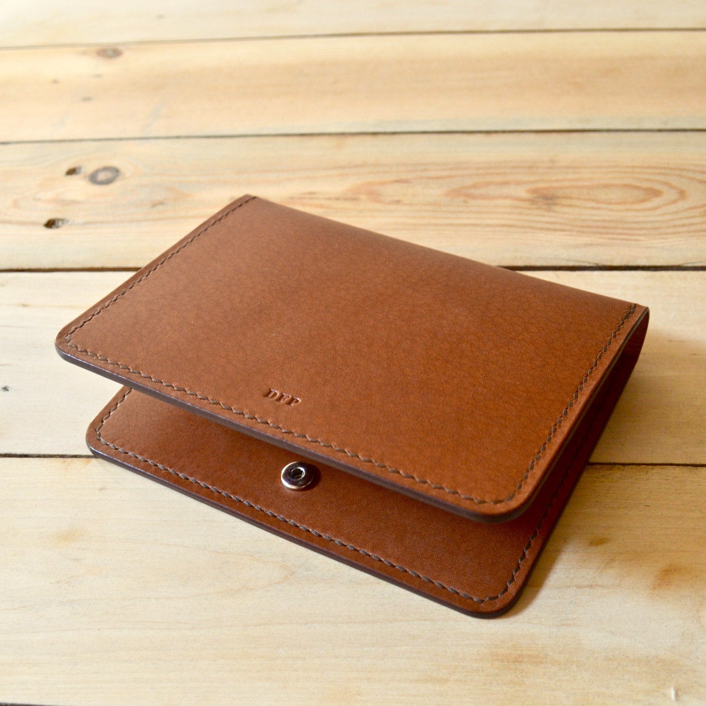 Large Passport Wallet - Chestnut - Clearance