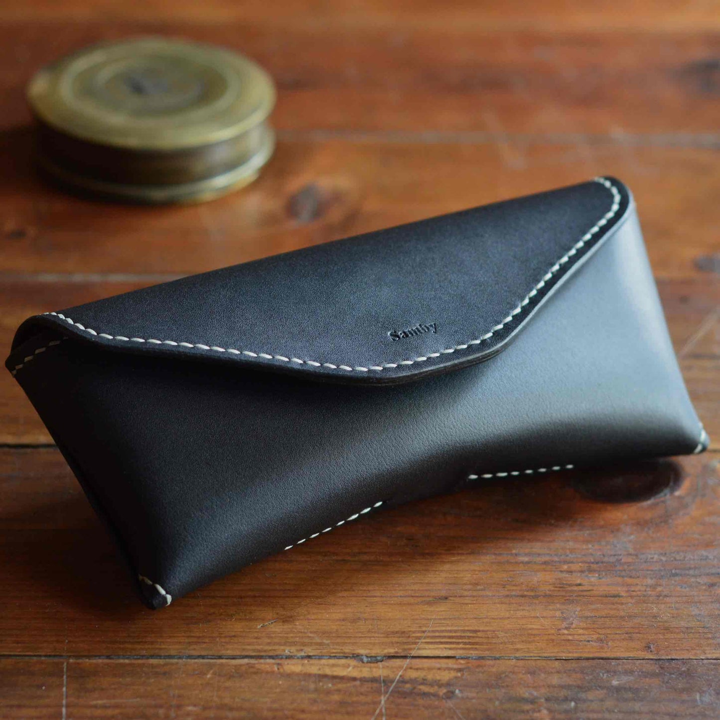 Vault Sunglasses Case