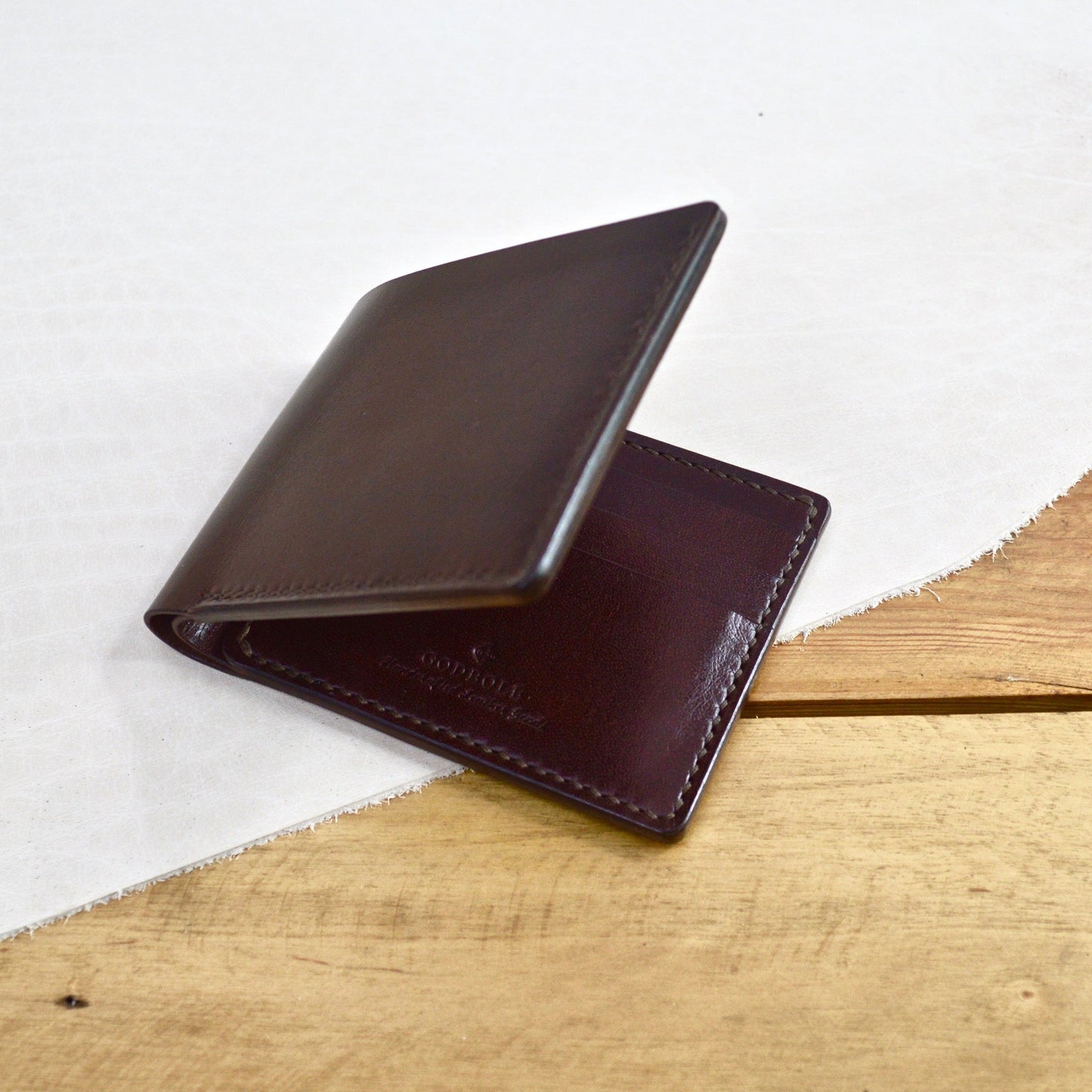 Classic Wallet - Mahogany - Clearance