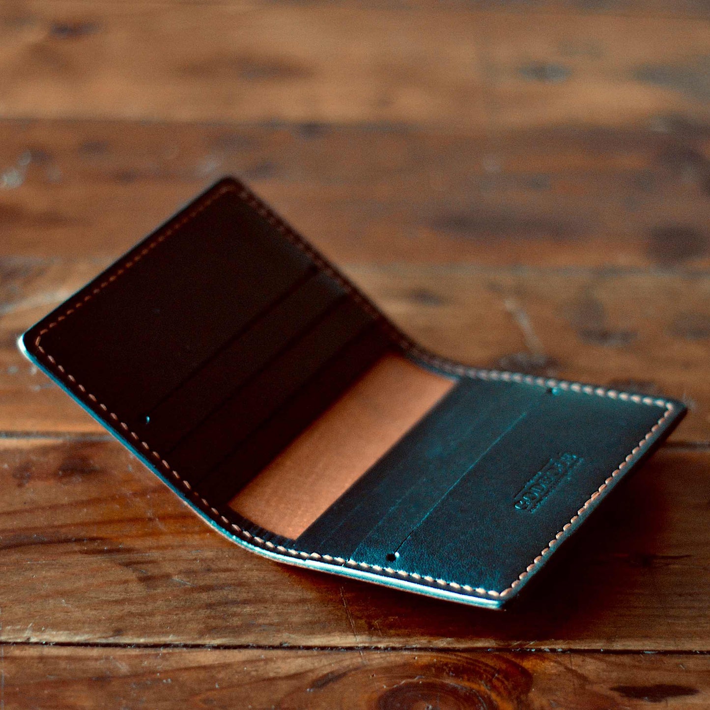 Minimal Bifold No. 1 - Dual Tone