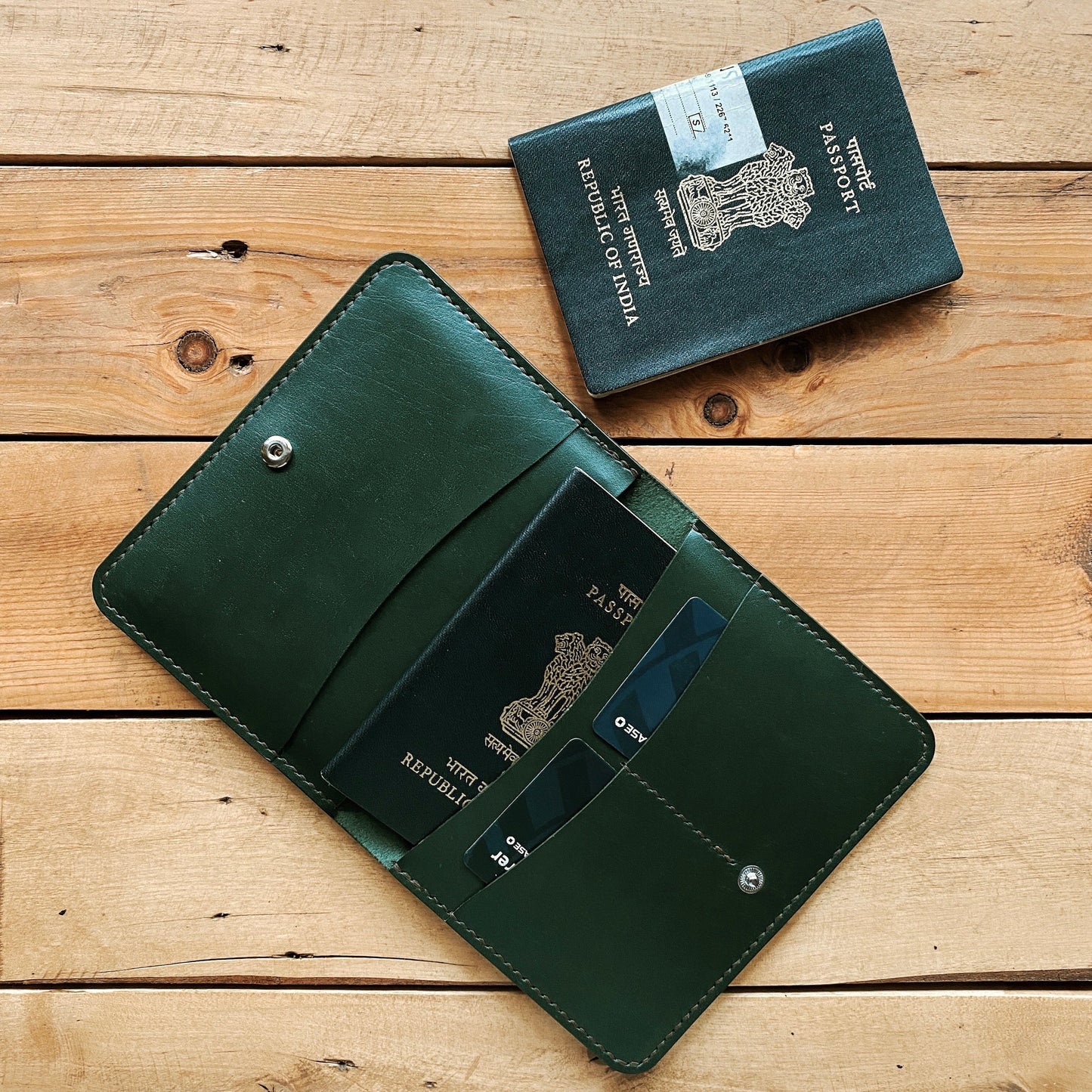 Large Passport Wallet - Racing Green - Clearance