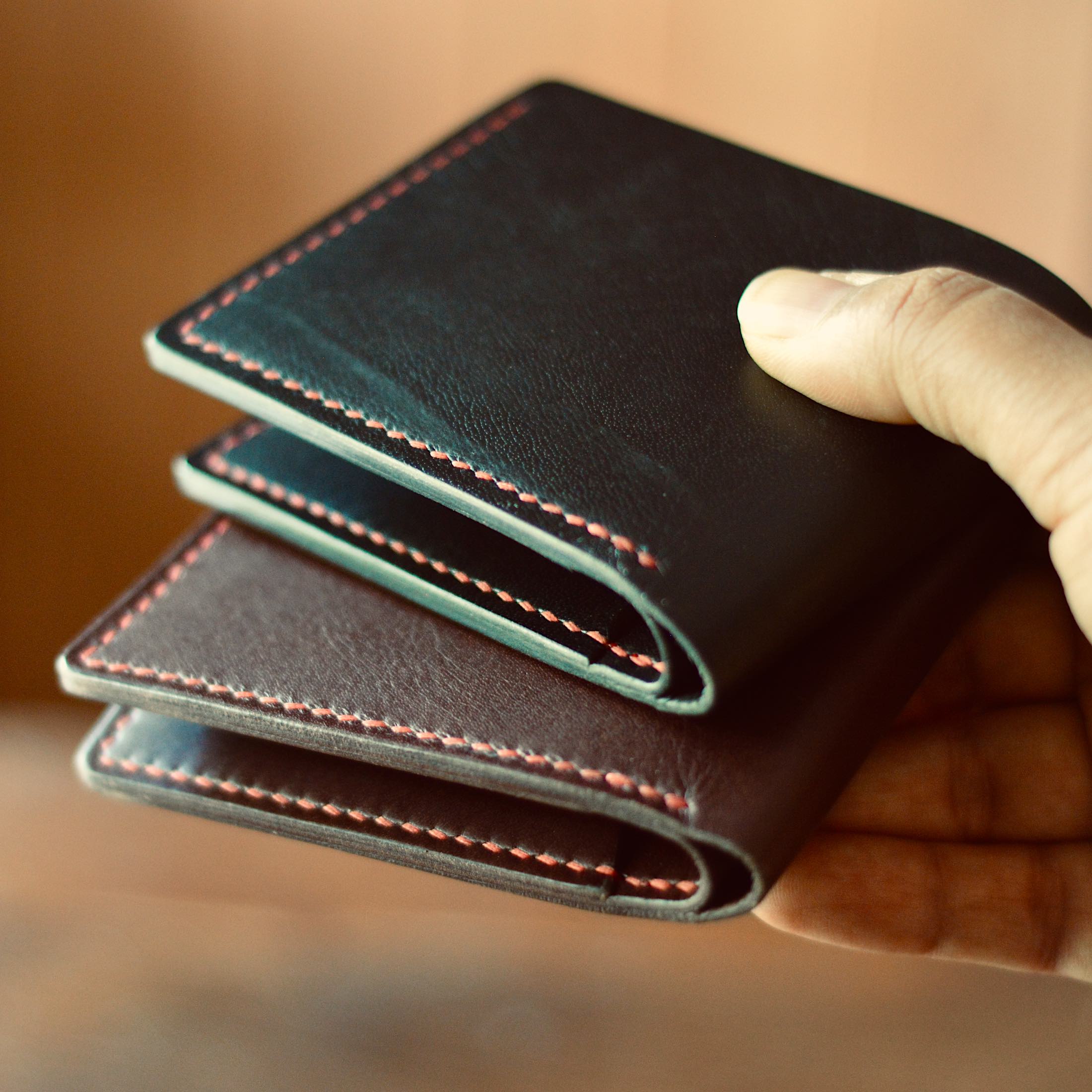 Minimalist Wallet - Full Grain Leather Wallet - Handmade Luxury – Godbole  Gear