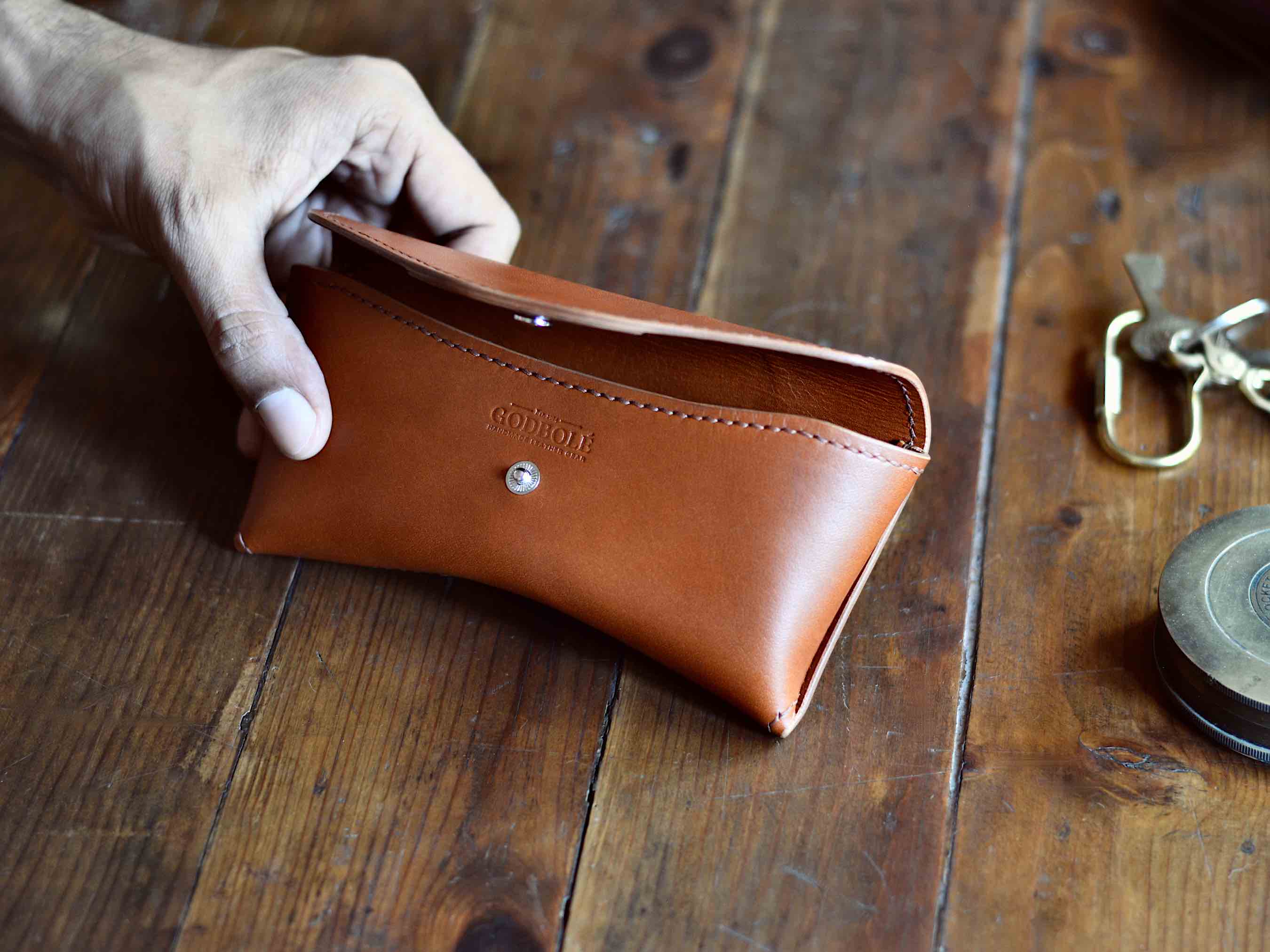 Harness Skirting Leather Hand Carving Bag – Broken horn