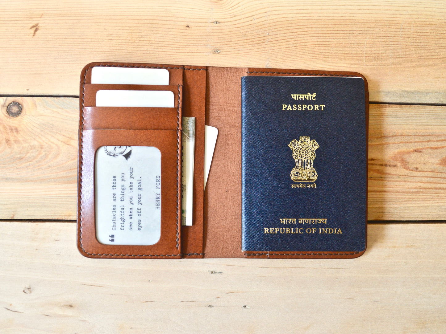 Compact Passport Wallet - Chestnut